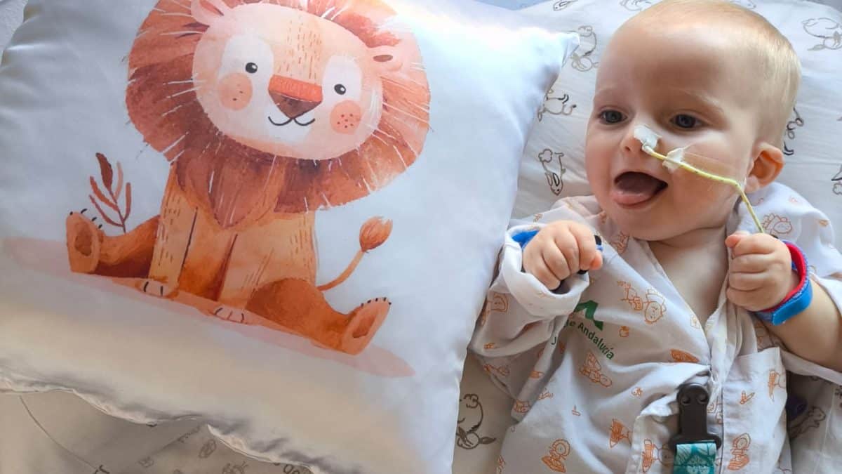 Leo, a pocos dias de darnos el alta en el hospital